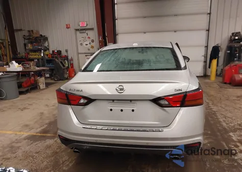 2022 Nissan Altima Sr Fwd из США, поврежденный, VIN 1N4BL4CV2NN310519